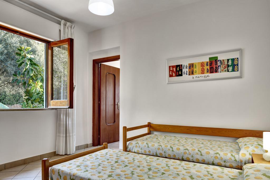 דירות Marina del Cantone Matisse Nerano By Gocce חדר תמונה